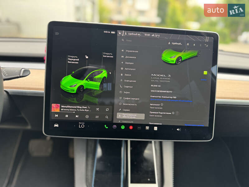 Седан Tesla Model 3 2022 в Львове