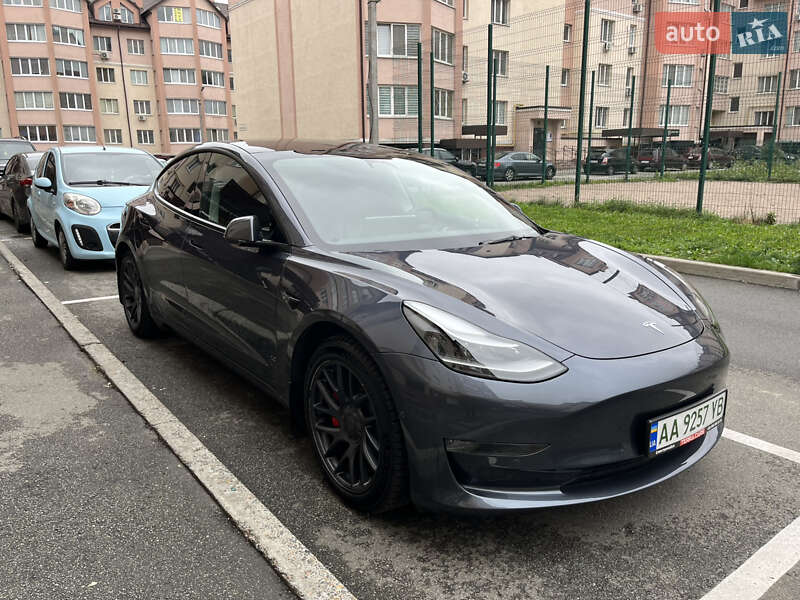 Седан Tesla Model 3 2022 в Киеве фото 2 Седан Tesla Model 3 2022 в Киеве