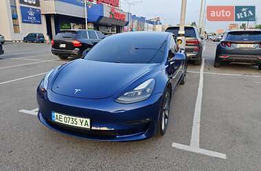 Седан Tesla Model 3 2021 в Днепре