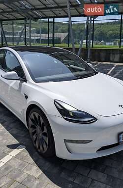 Седан Tesla Model 3 2021 в Львові