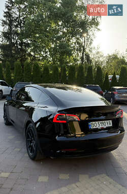 Седан Tesla Model 3 2019 в 