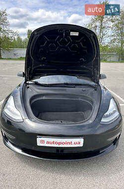 Седан Tesla Model 3 2018 в 