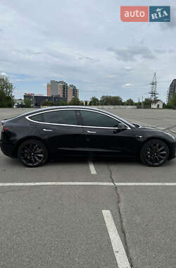 Седан Tesla Model 3 2018 в 