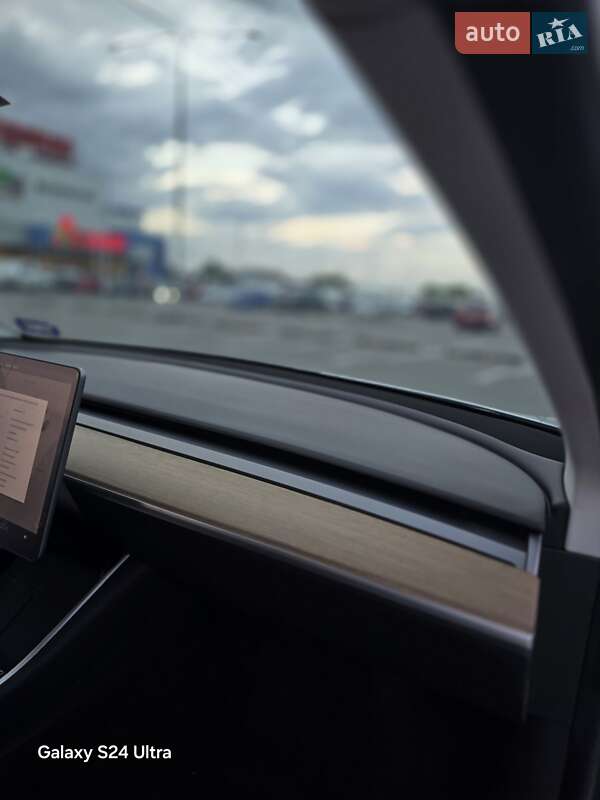 Седан Tesla Model 3 2019 в Дніпрі фото 18 Седан Tesla Model 3 2019 в Дніпрі