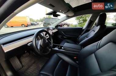 Седан Tesla Model 3 2019 в 