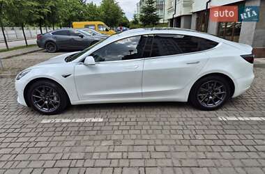 Седан Tesla Model 3 2020 в 