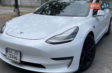 Седан Tesla Model 3 2018 в Києві