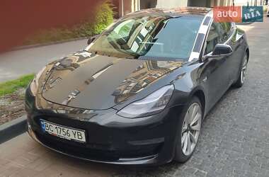 Седан Tesla Model 3 2018 в Львове