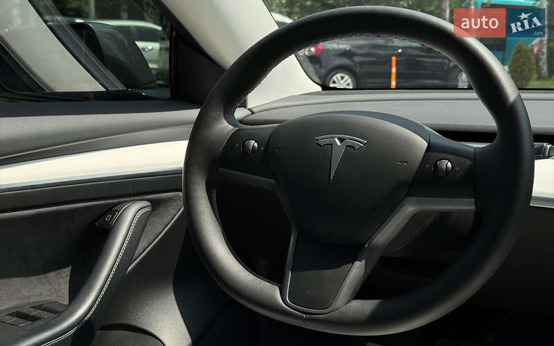 Седан Tesla Model 3 2022 в Львове фото 15 Седан Tesla Model 3 2022 в Львове