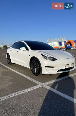 Седан Tesla Model 3 2018 в 