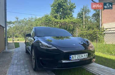 Седан Tesla Model 3 2018 в Долине