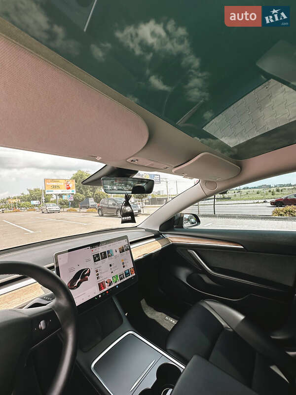 Седан Tesla Model 3 2021 в Киеве фото 16 Седан Tesla Model 3 2021 в Киеве