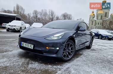 Седан Tesla Model 3 2021 в Днепре