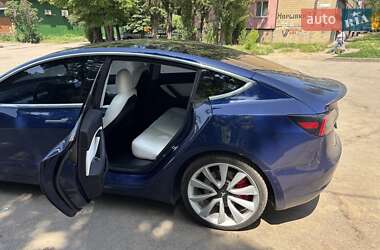 Седан Tesla Model 3 2018 в 