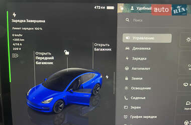 Седан Tesla Model 3 2022 в 