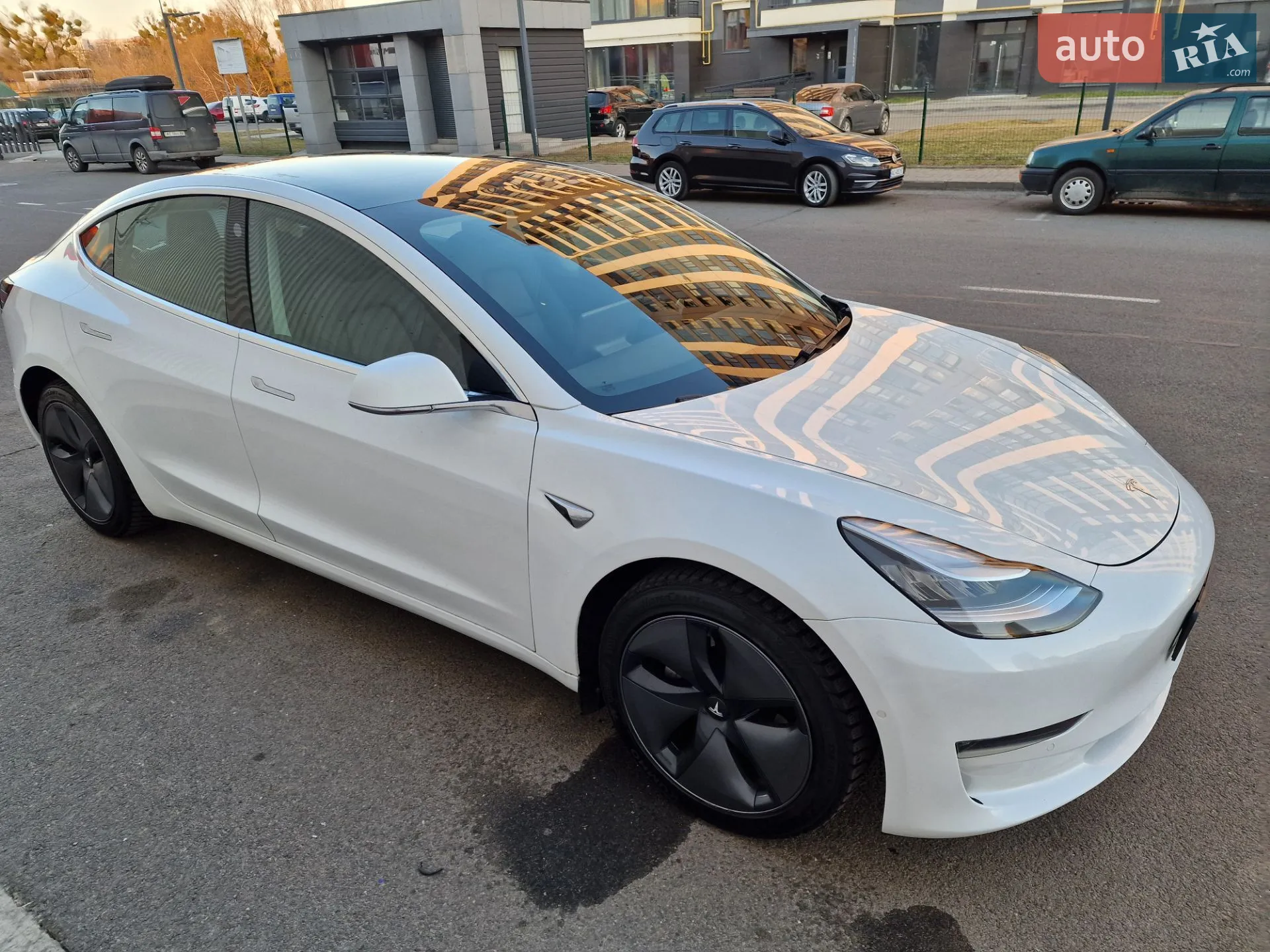 2020 Tesla Model 3 - мініатюра 3