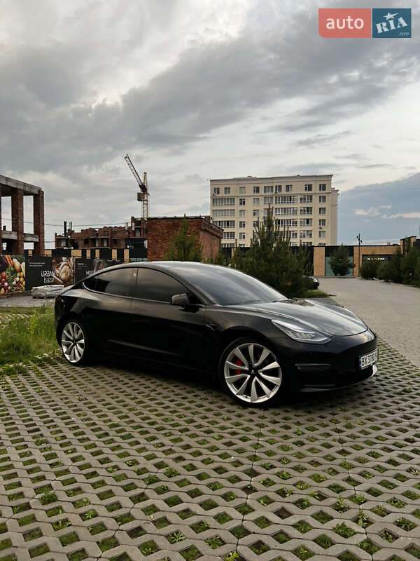 Седан Tesla Model 3 2019 в Хмельницком