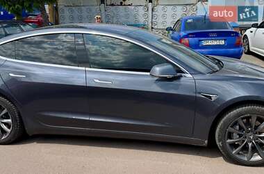 Седан Tesla Model 3 2018 в 
