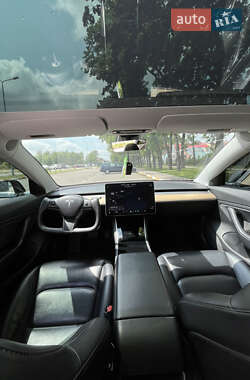 Седан Tesla Model 3 2018 в 