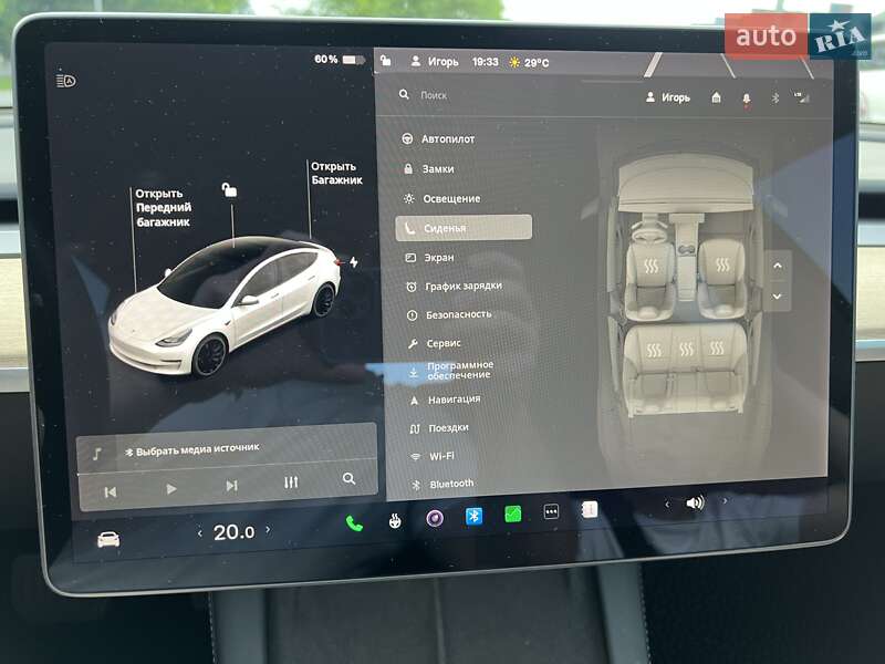 Седан Tesla Model 3 2021 в Виннице