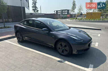 Седан Tesla Model 3 2023 в Ірпені