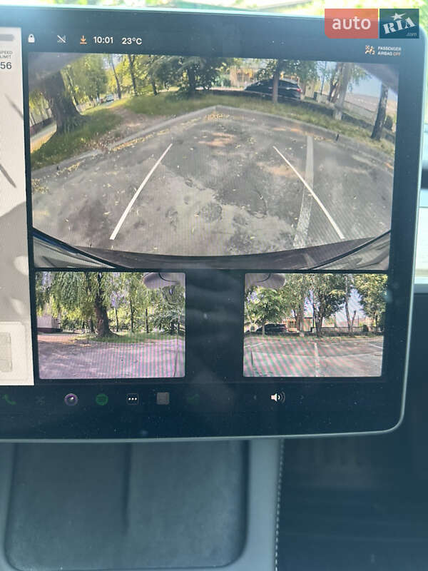 Седан Tesla Model 3 2023 в Ірпені