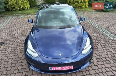 Седан Tesla Model 3 2018 в 