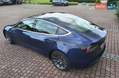 Седан Tesla Model 3 2018 в 