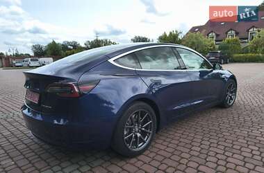 Седан Tesla Model 3 2018 в 