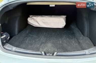 Седан Tesla Model 3 2020 в 
