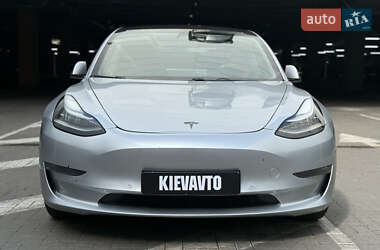 Седан Tesla Model 3 2018 в 