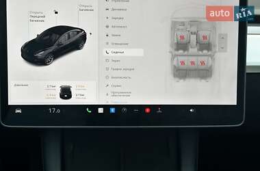 Седан Tesla Model 3 2021 в 