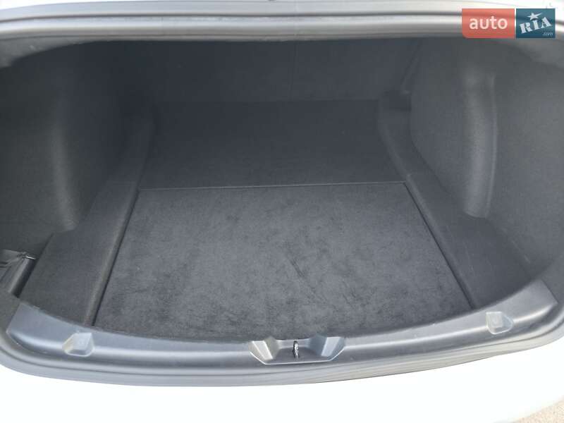 Седан Tesla Model 3 2019 в Харькове фото 17 Седан Tesla Model 3 2019 в Харькове