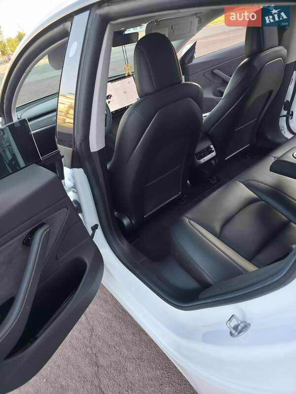 Седан Tesla Model 3 2019 в Харькове фото 27 Седан Tesla Model 3 2019 в Харькове