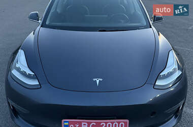 Седан Tesla Model 3 2018 в 
