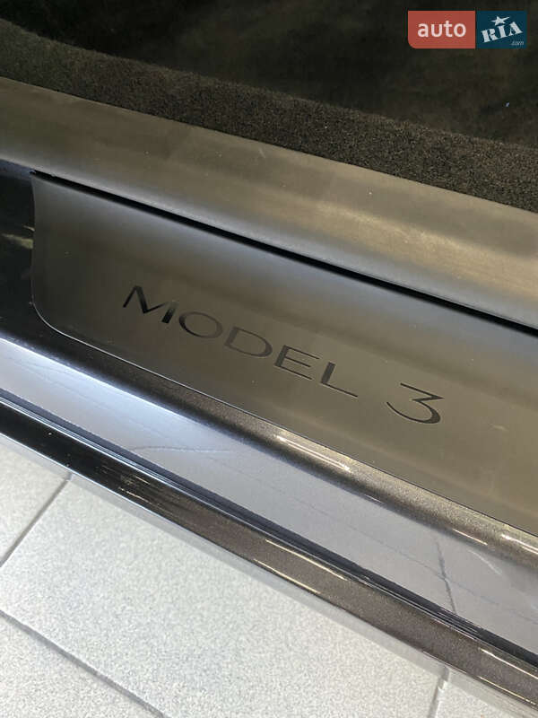 Седан Tesla Model 3 2024 в Киеве фото 8 Седан Tesla Model 3 2024 в Киеве