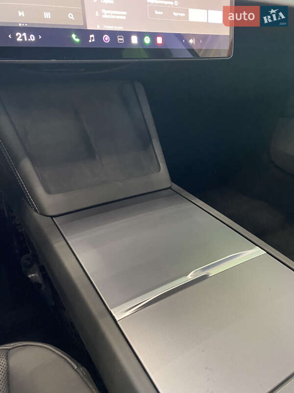 Седан Tesla Model 3 2024 в Киеве фото 31 Седан Tesla Model 3 2024 в Киеве