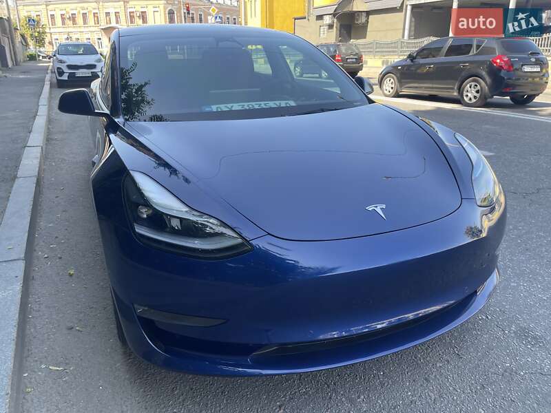 Седан Tesla Model 3 2022 в Харкові