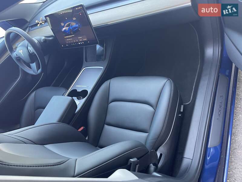 Седан Tesla Model 3 2022 в Харькове