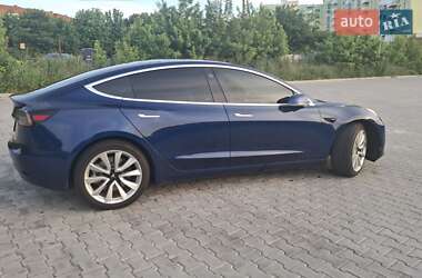 Седан Tesla Model 3 2019 в 