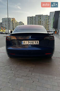 Седан Tesla Model 3 2018 в 
