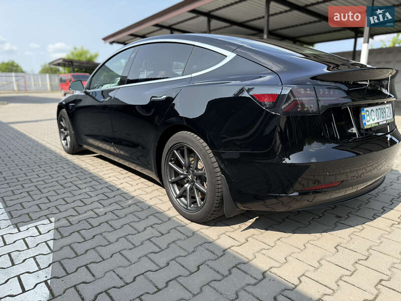 Седан Tesla Model 3 2019 в Шептицькому фото 11 Седан Tesla Model 3 2019 в Шептицькому