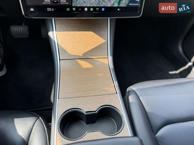 Седан Tesla Model 3 2019 в Шептицькому фото 34 Седан Tesla Model 3 2019 в Шептицькому
