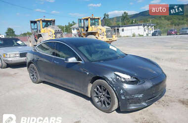 Седан Tesla Model 3 2019 в Ніжині