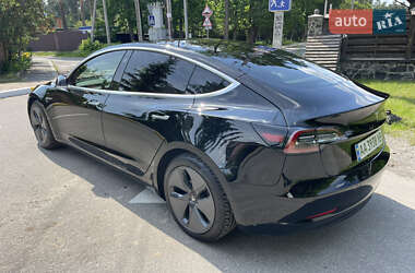 Седан Tesla Model 3 2019 в 