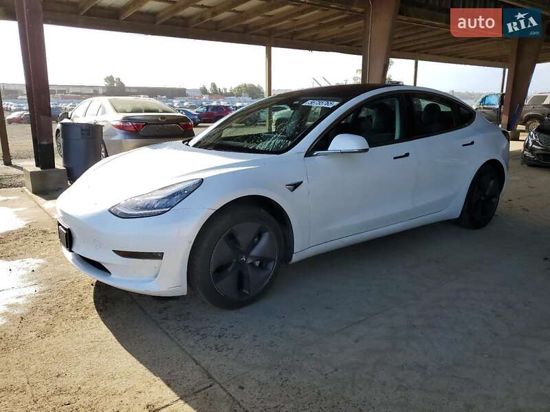 Седан Tesla Model 3 2018 в 