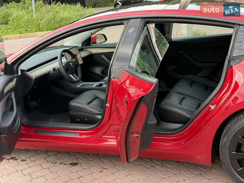 Седан Tesla Model 3 2022 в Ровно фото 21 Седан Tesla Model 3 2022 в Ровно