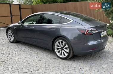 Седан Tesla Model 3 2019 в 