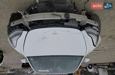 Седан Tesla Model 3 2020 в 