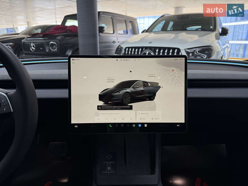 Седан Tesla Model 3 2024 в Одессе